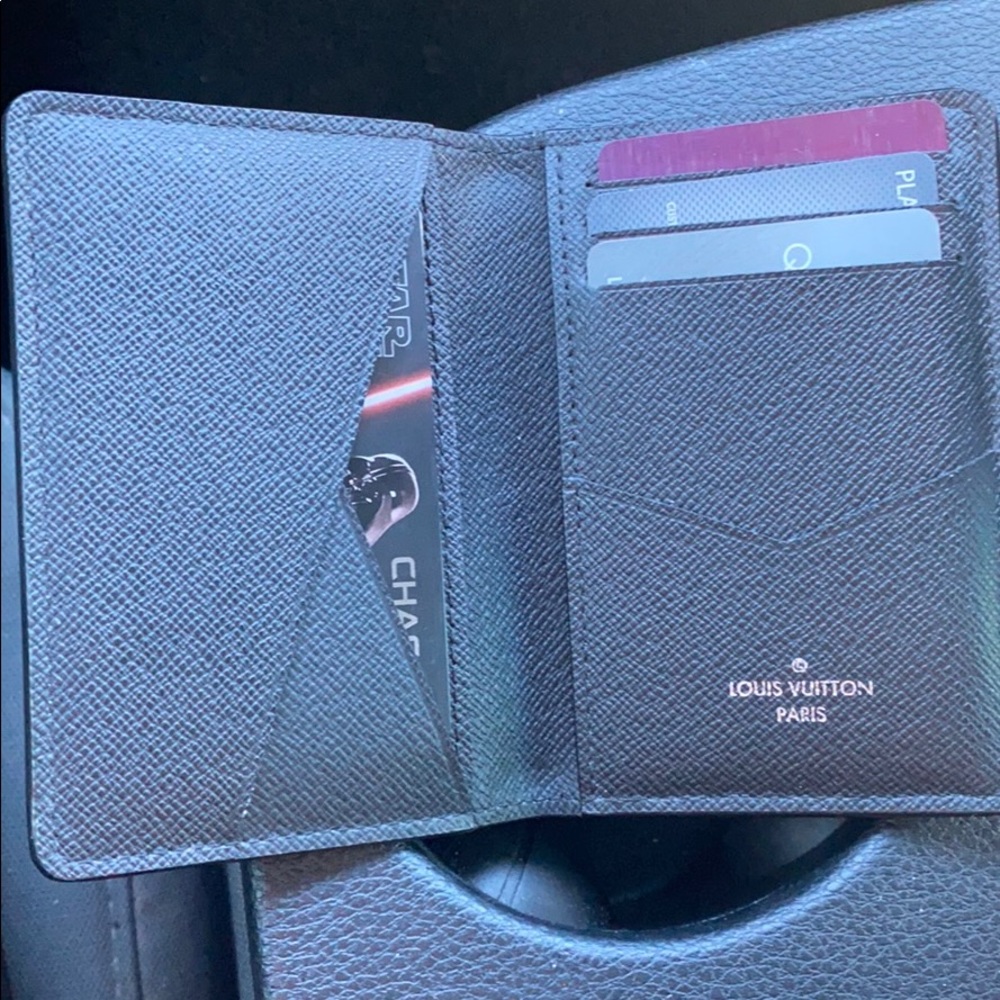 Men’s Louis Vitton wallet - Picture 2 of 3